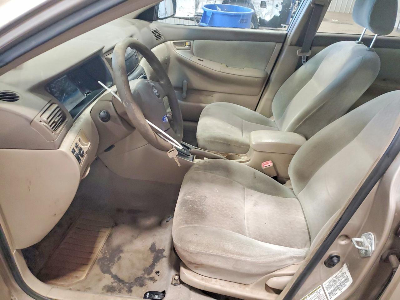 2004 TOYOTA COROLLA CE photo 7