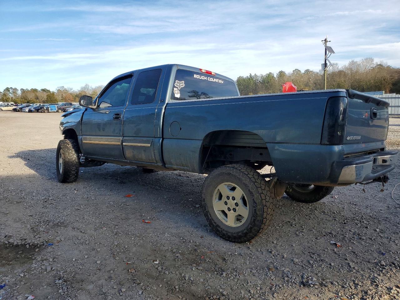 2006 CHEVROLET SILVERADO C1500 photo 2