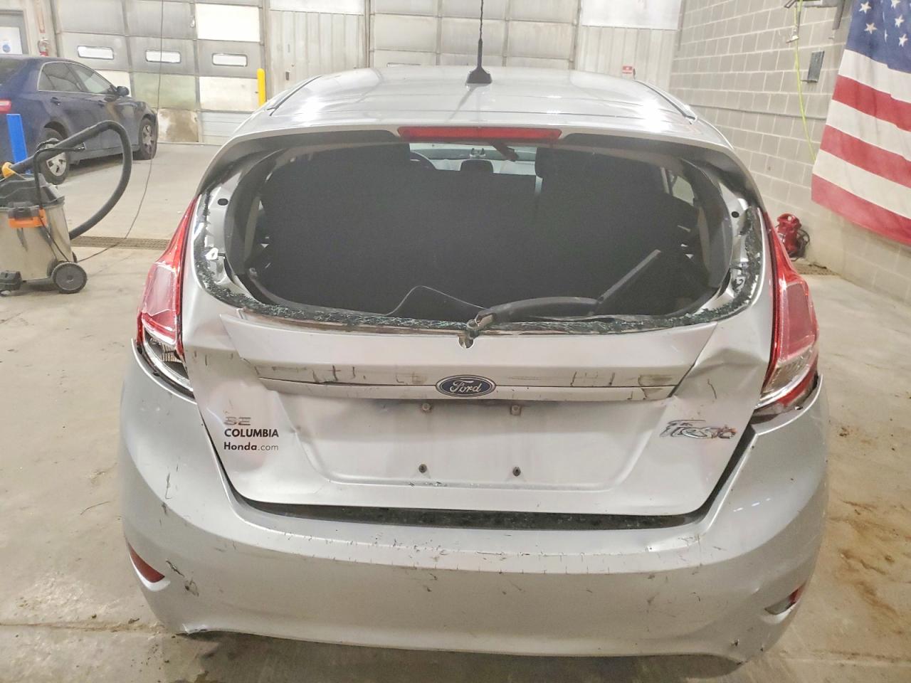 2019 FORD FIESTA SE photo 6