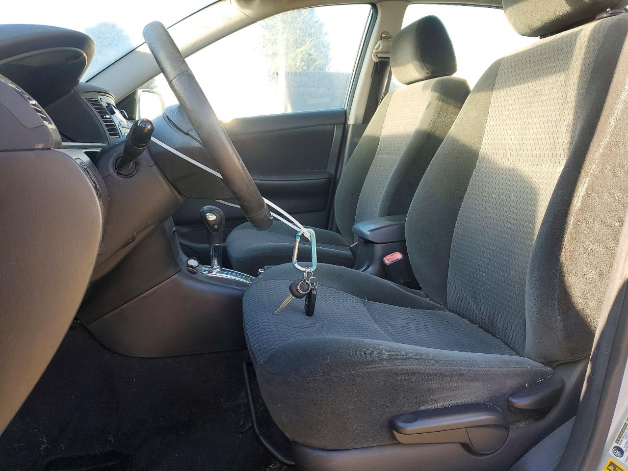 2005 TOYOTA COROLLA CE photo 7