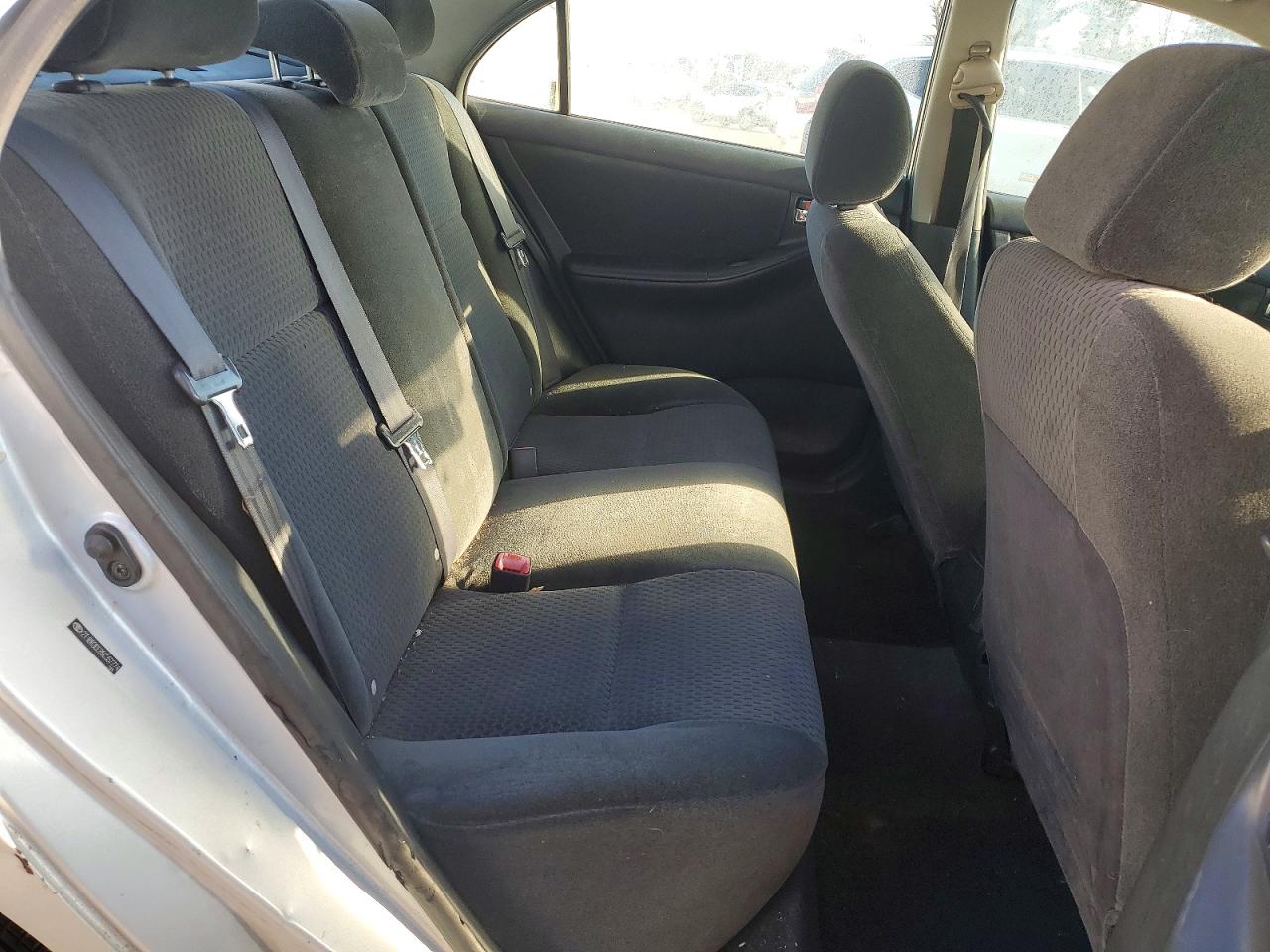 2005 TOYOTA COROLLA CE photo 10