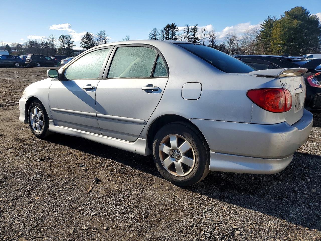 2005 TOYOTA COROLLA CE photo 2