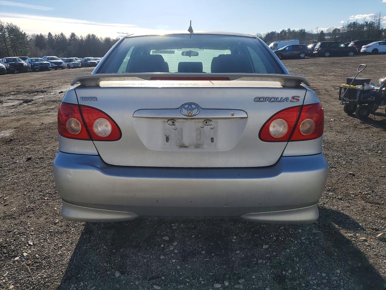 2005 TOYOTA COROLLA CE photo 6