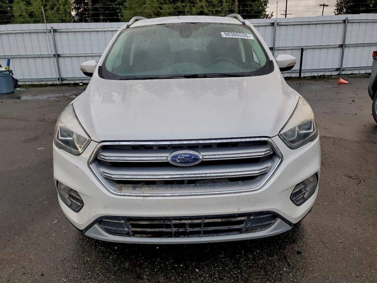 2017 FORD ESCAPE TITANIUM photo 5