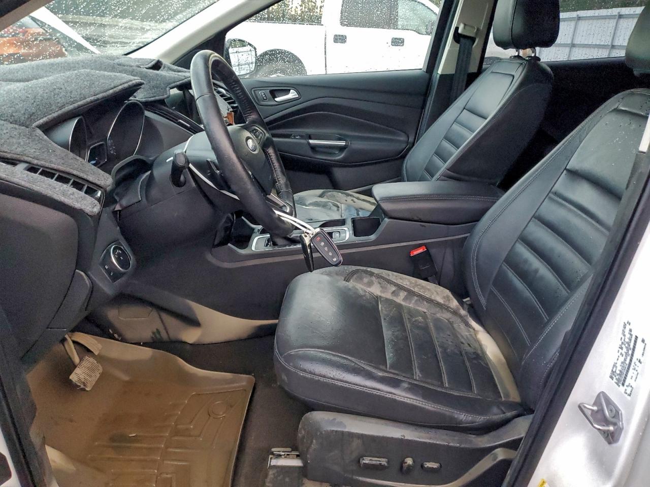 2017 FORD ESCAPE TITANIUM photo 7