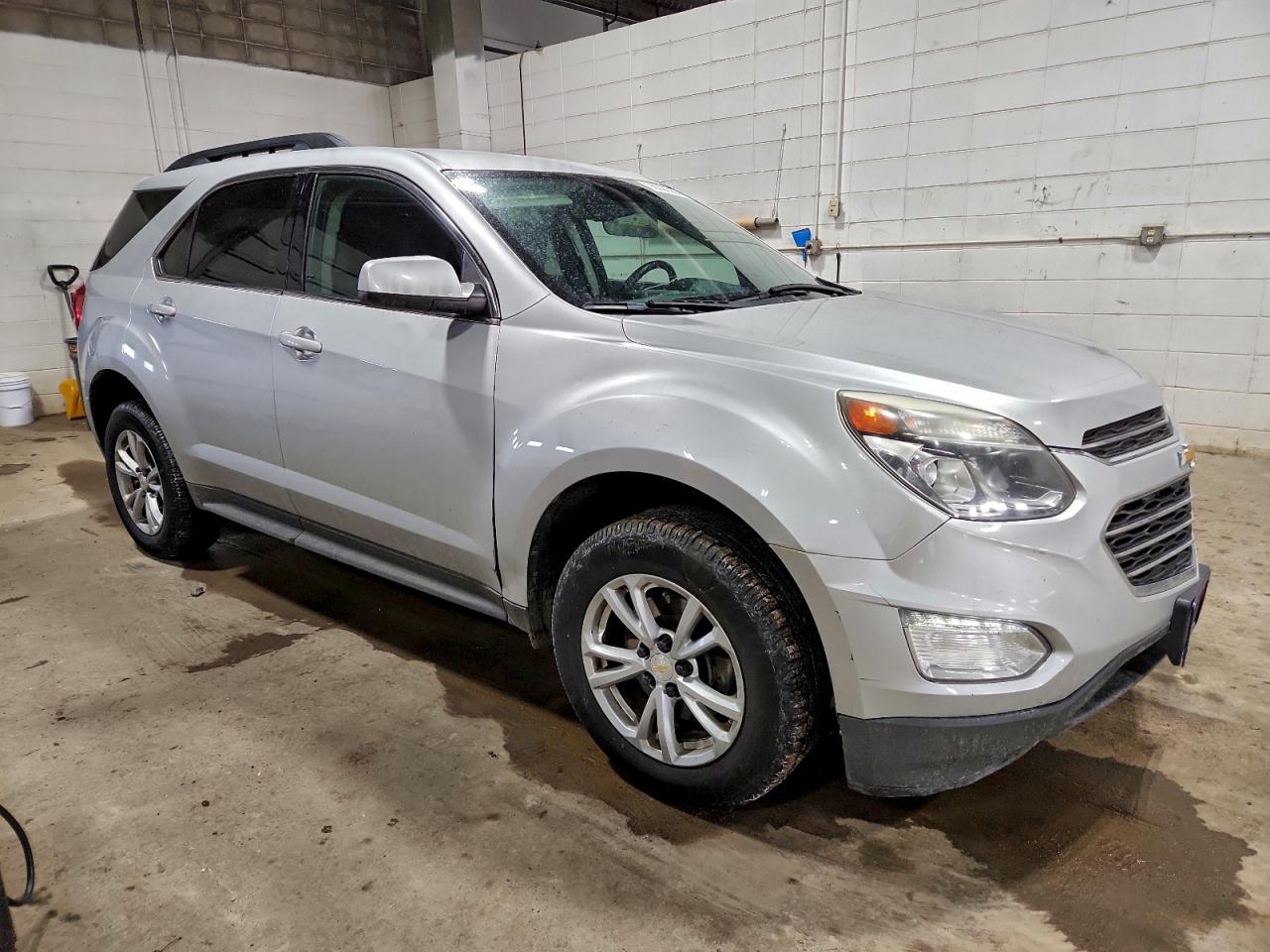 2016 CHEVROLET EQUINOX LT photo 4