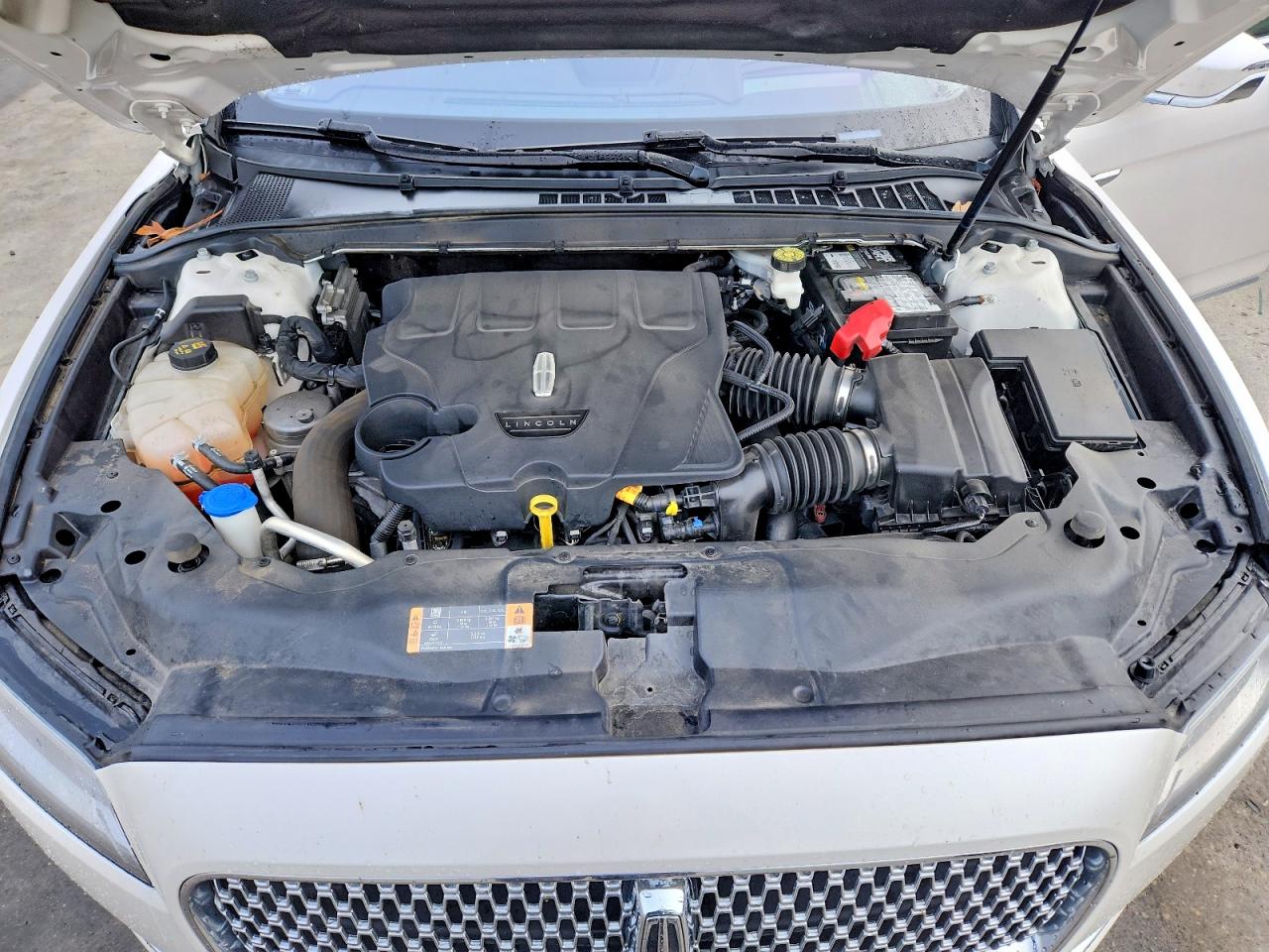 2019 LINCOLN CONTINENTAL RESERVE photo 11
