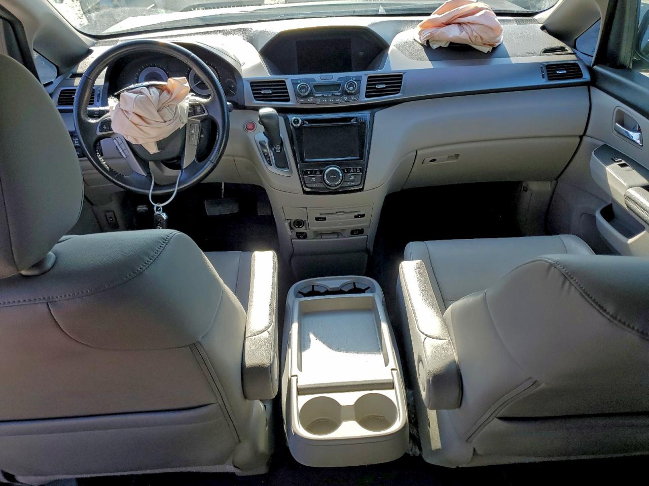 2016 HONDA ODYSSEY TOURING photo 8