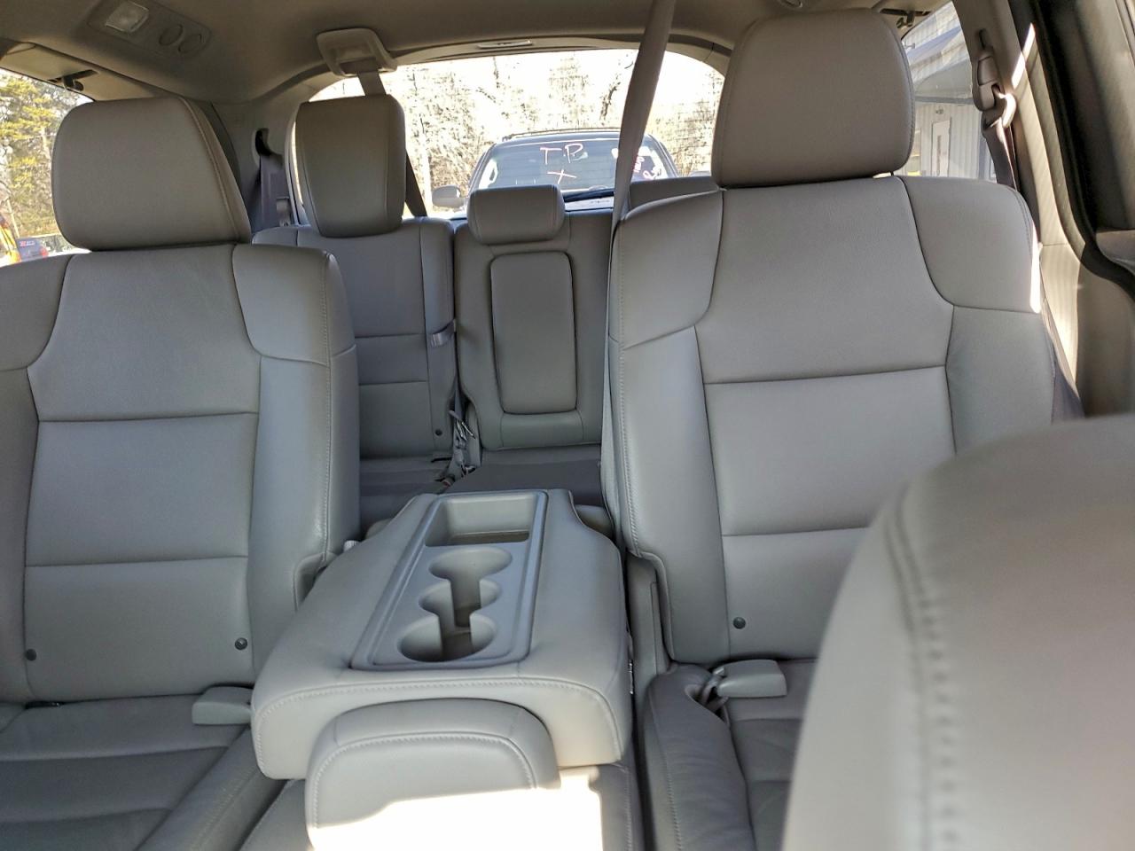 2016 HONDA ODYSSEY TOURING photo 10