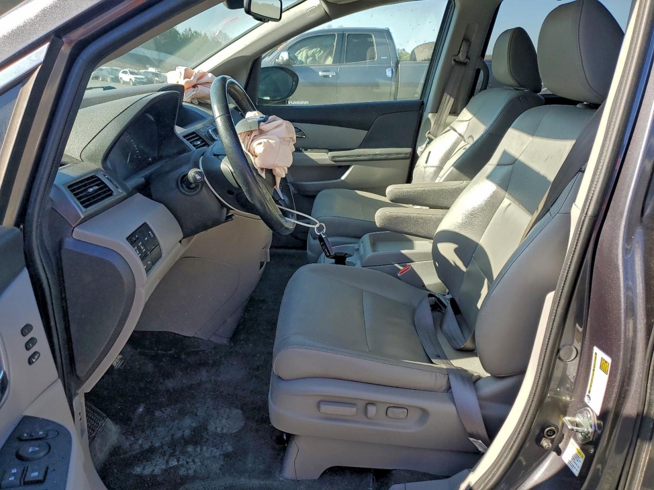 2016 HONDA ODYSSEY TOURING photo 7