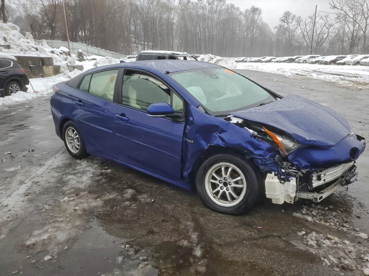 2018 TOYOTA PRIUS photo 4
