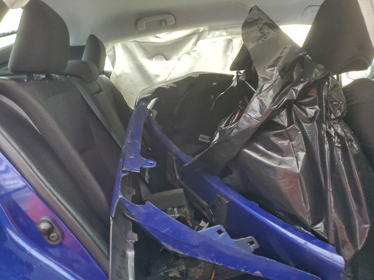 2018 TOYOTA PRIUS photo 10