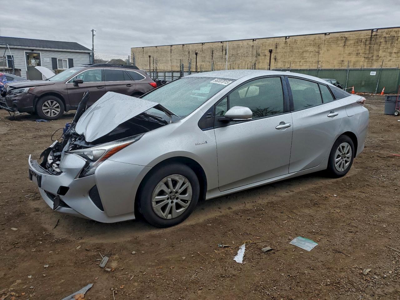 2016 TOYOTA PRIUS