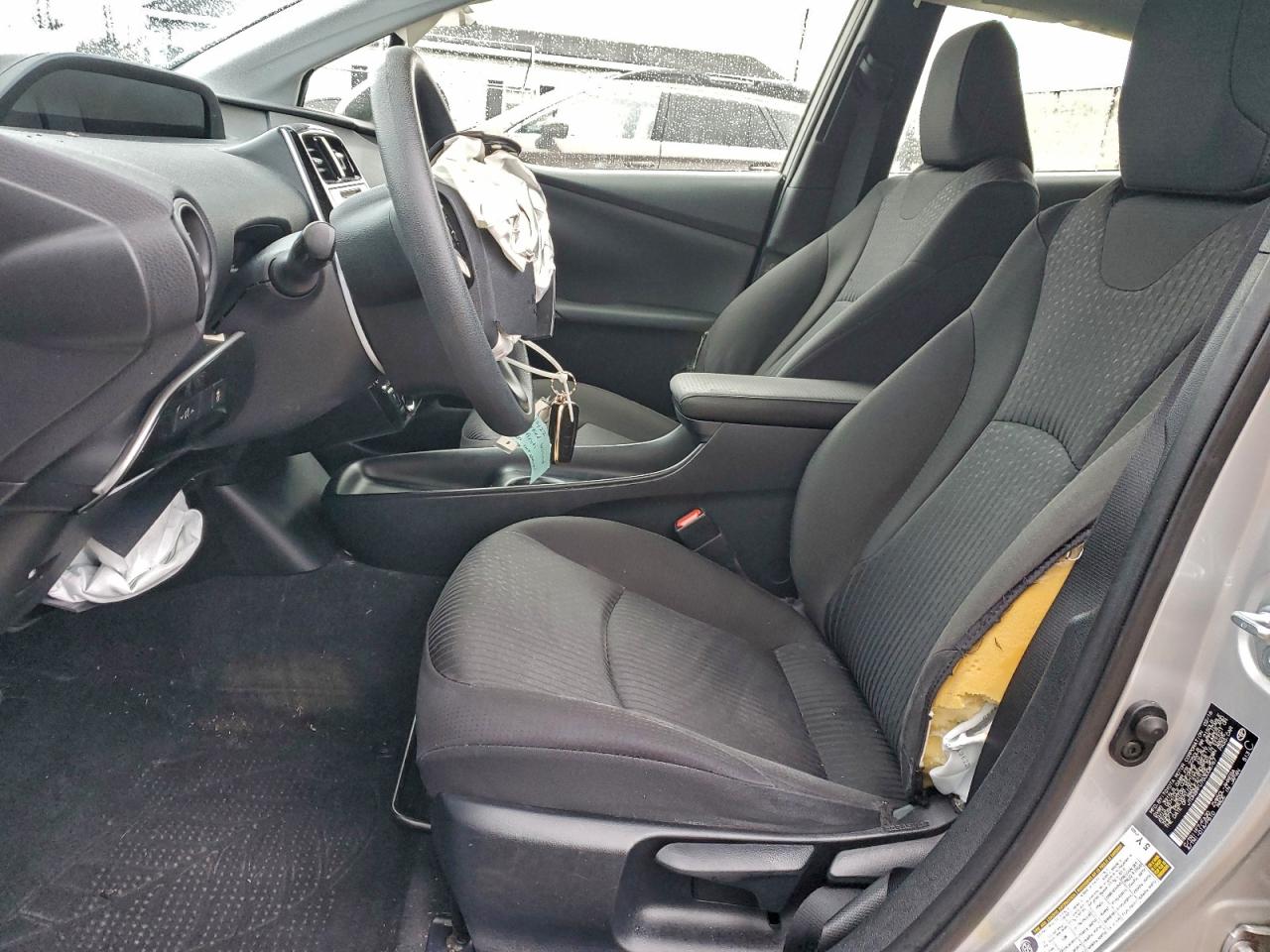 2016 TOYOTA PRIUS photo 7