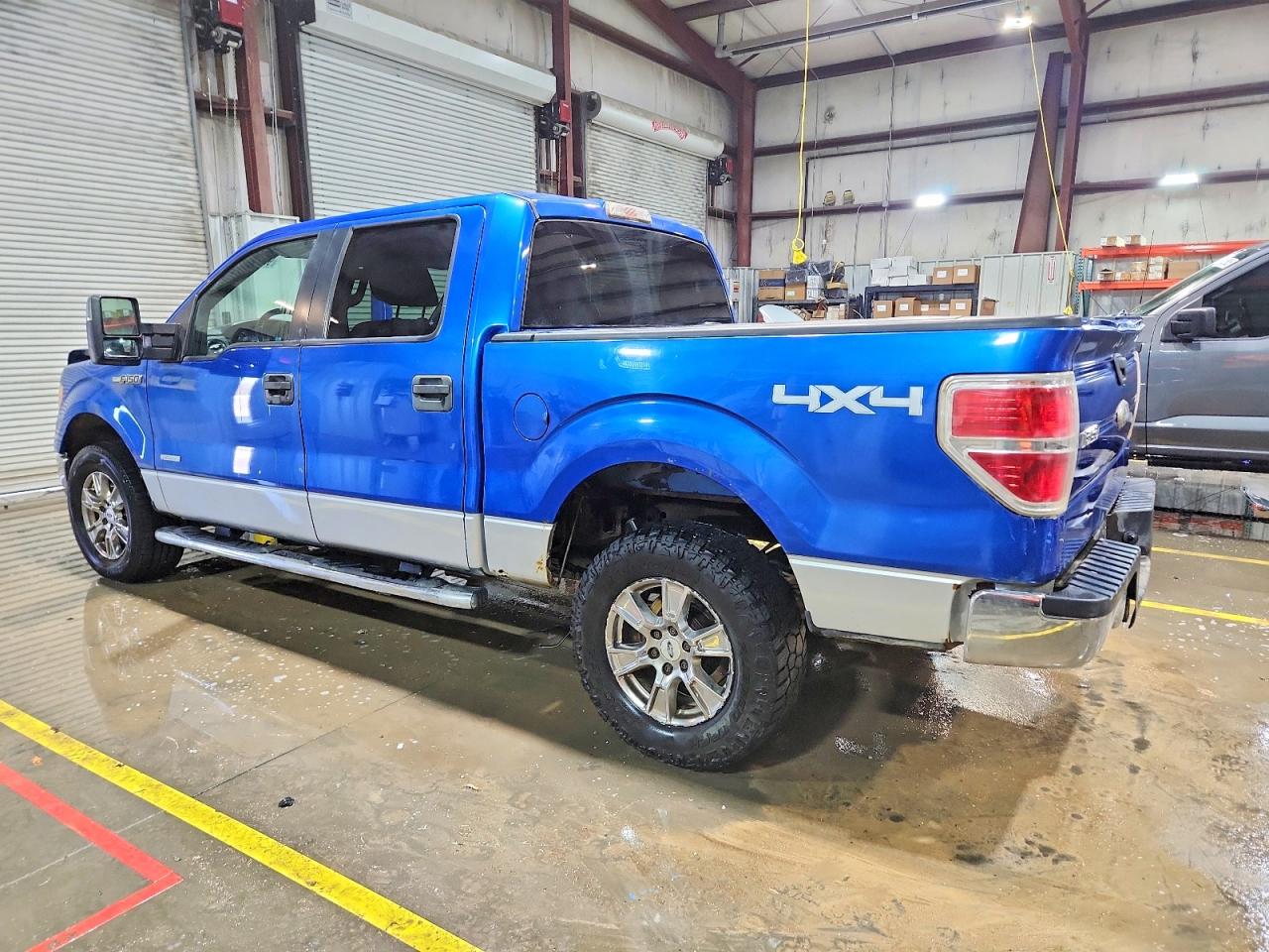 2011 FORD F150 SUPERCREW photo 2