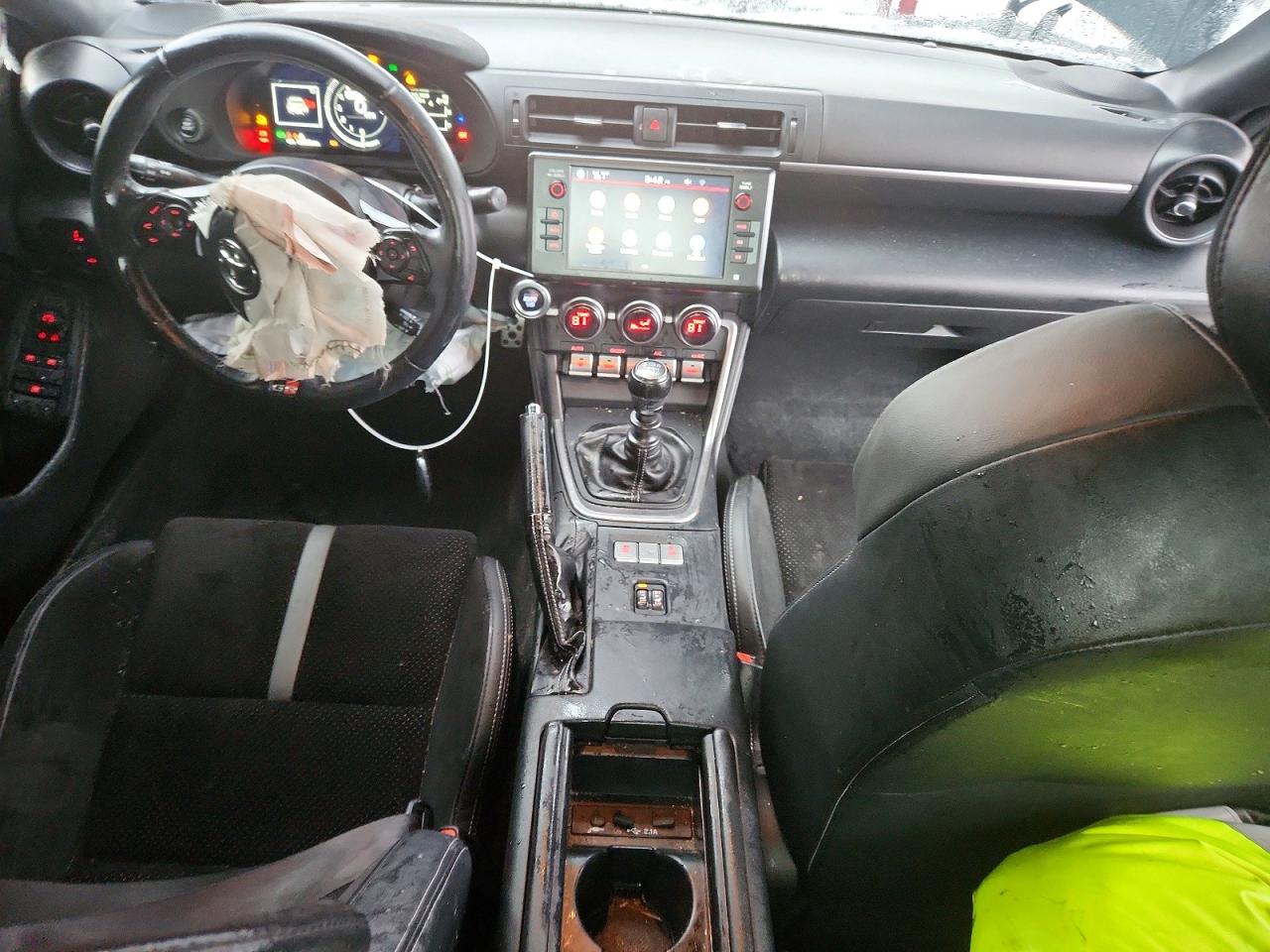 2023 TOYOTA GR 86 PREMIUM photo 8