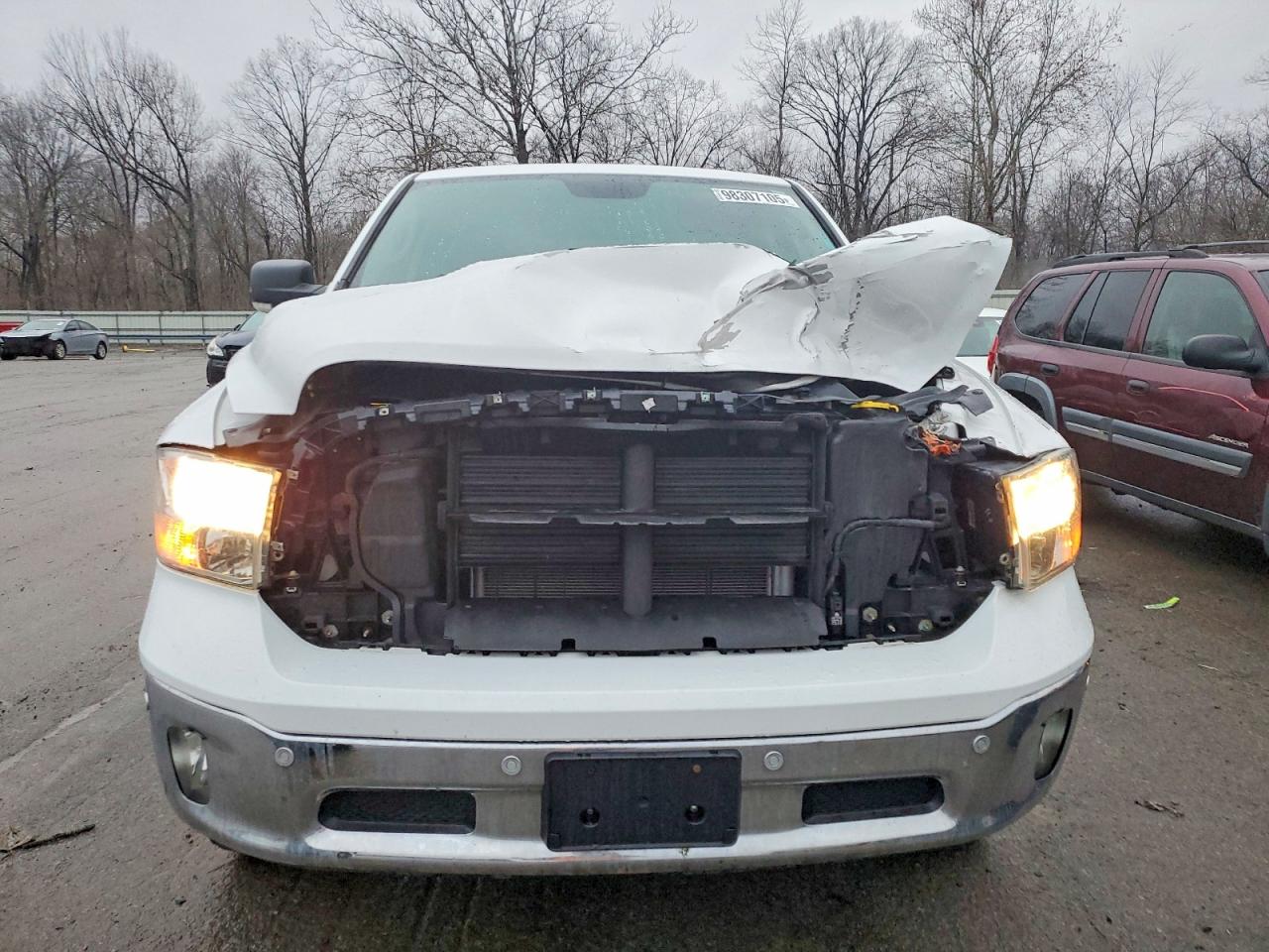 2019 RAM 1500 CLASSIC SLT photo 5