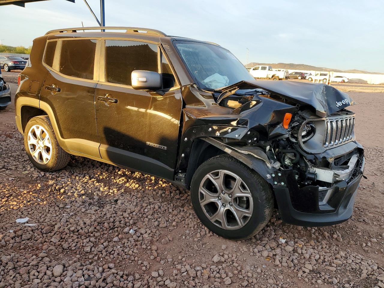 2019 JEEP RENEGADE LIMITED photo 4