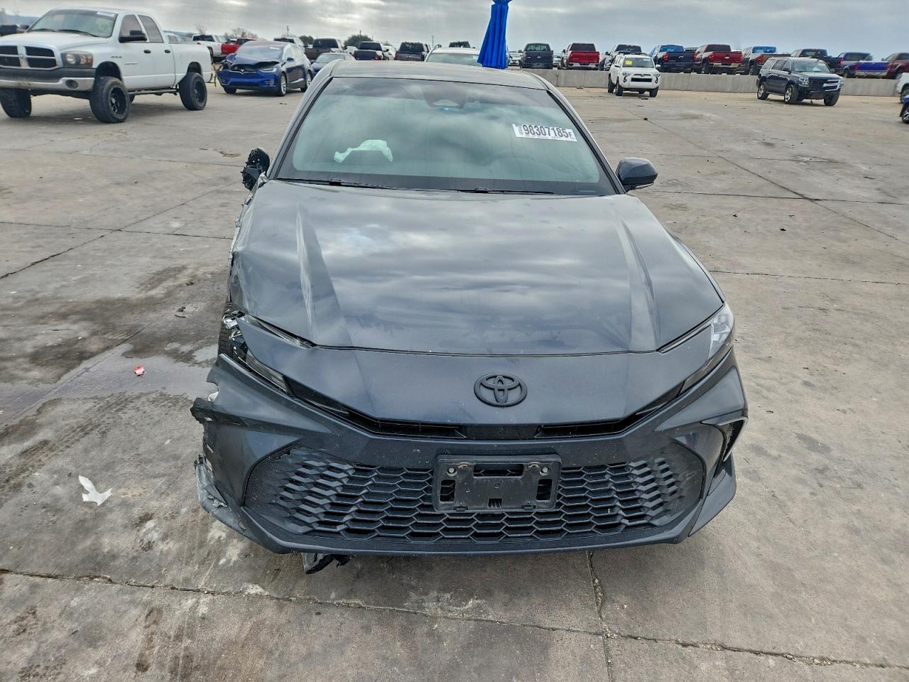 2025 TOYOTA CAMRY XSE photo 5