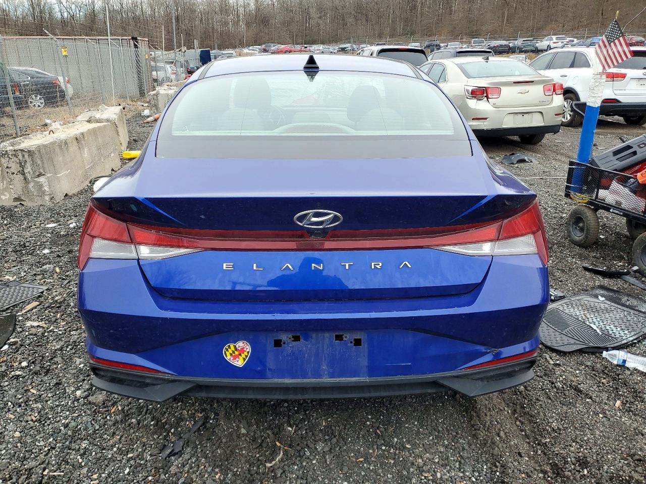 2022 HYUNDAI ELANTRA SEL photo 6
