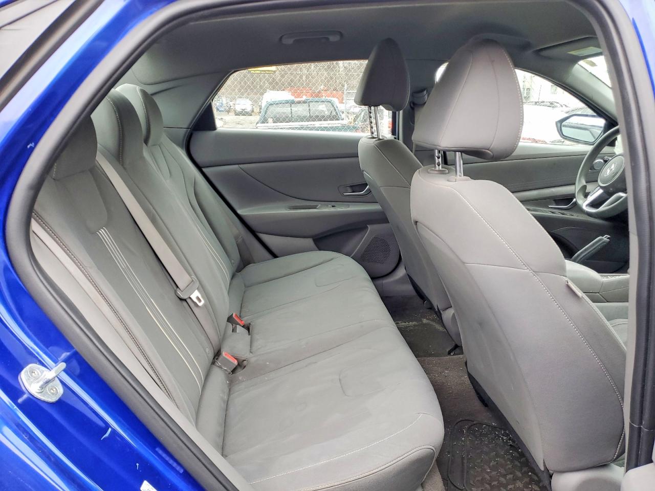2022 HYUNDAI ELANTRA SEL photo 10