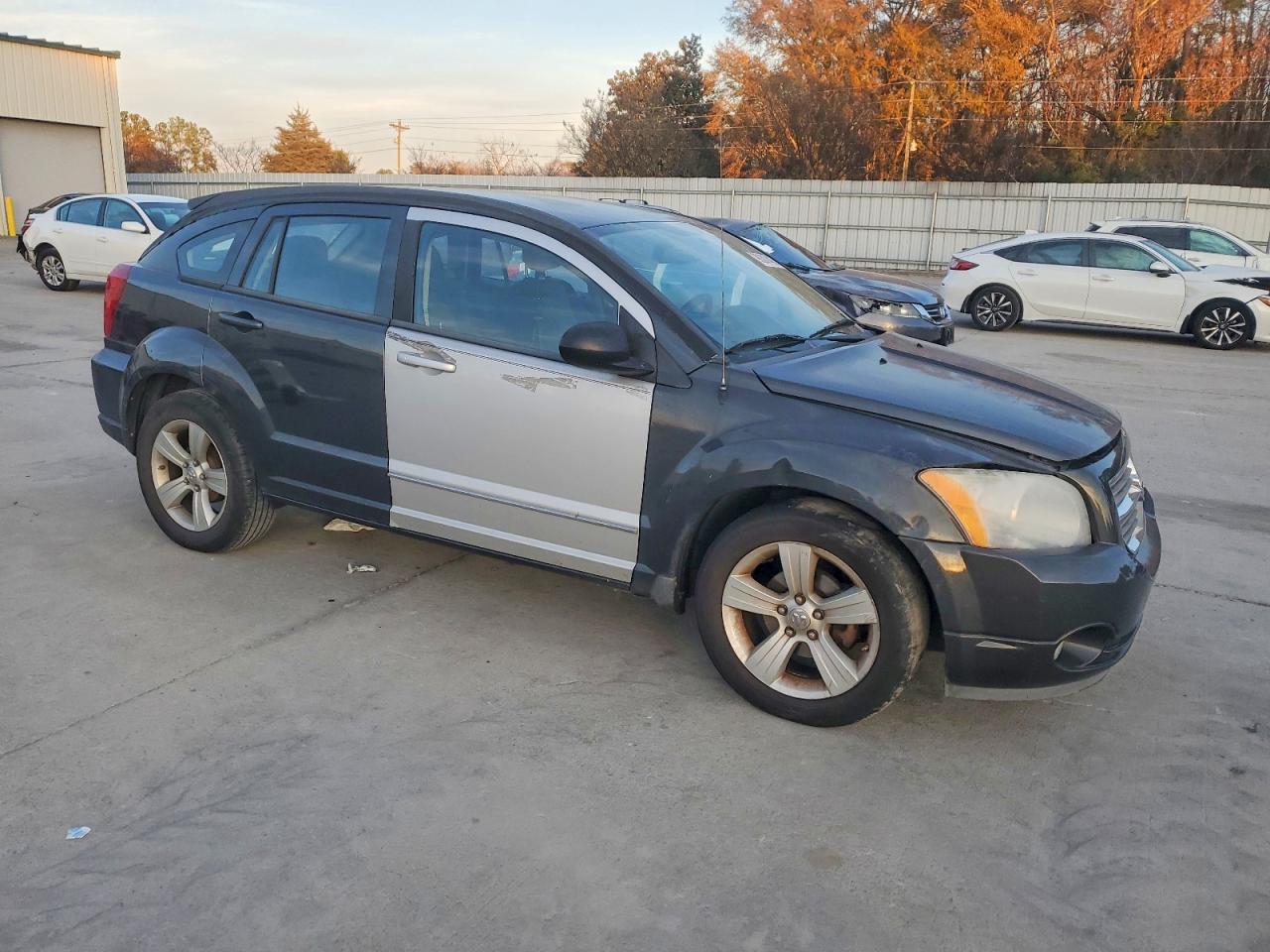 2011 DODGE CALIBER MAINSTREET photo 4