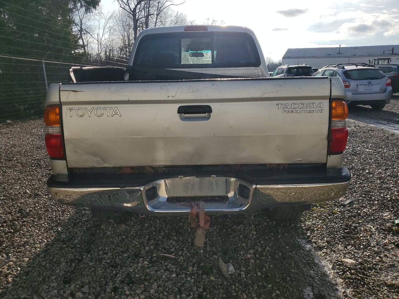 2001 TOYOTA TACOMA DOUBLE CAB PRERUNNER photo 6