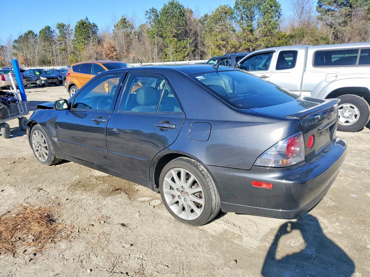 2003 LEXUS IS 300 photo 2