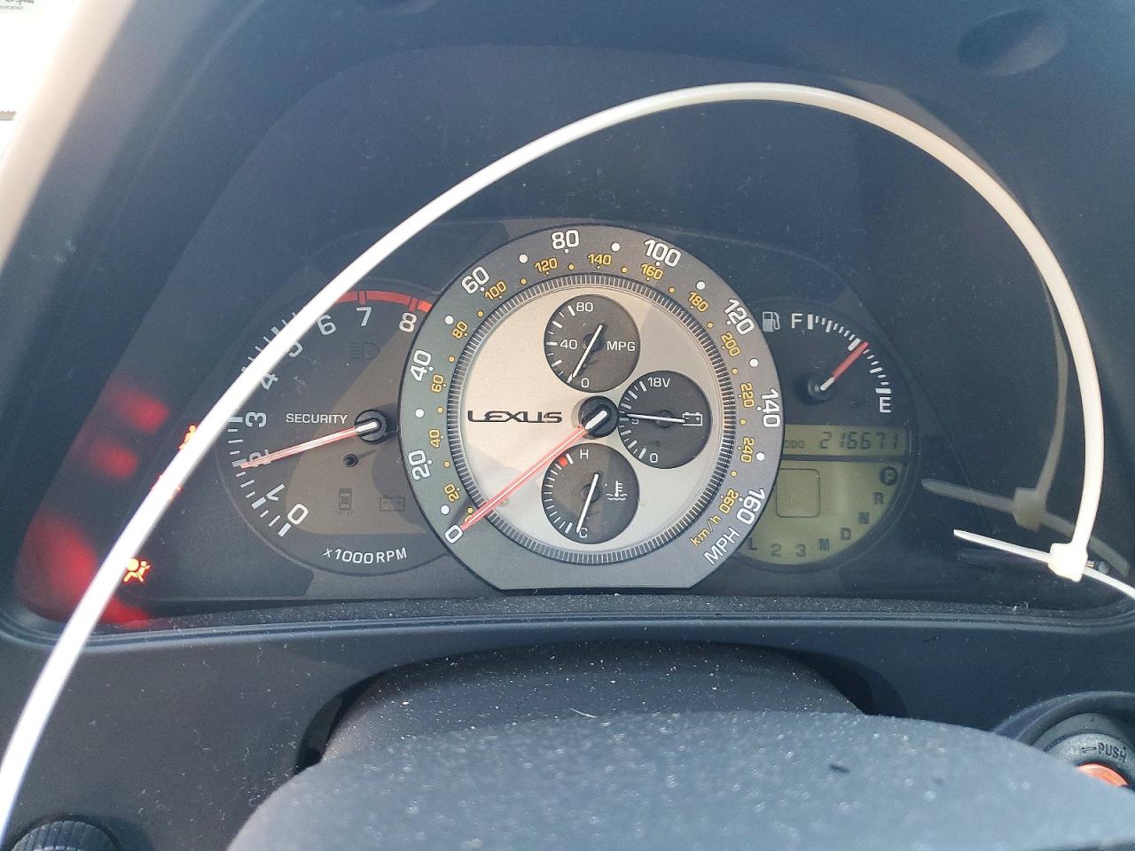 2003 LEXUS IS 300 photo 9