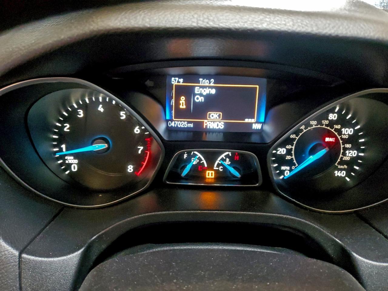 2018 FORD FOCUS SE photo 9