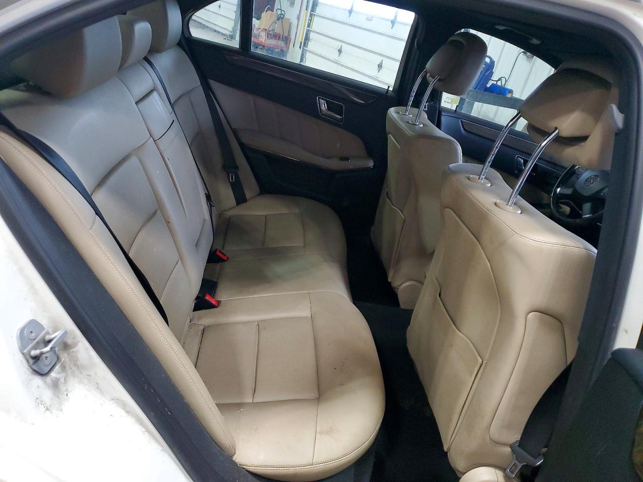 2010 MERCEDES-BENZ E 350 4MATIC photo 10