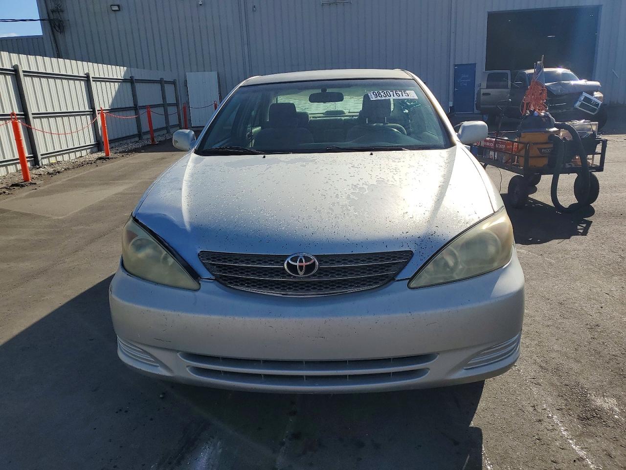 2003 TOYOTA CAMRY LE photo 5