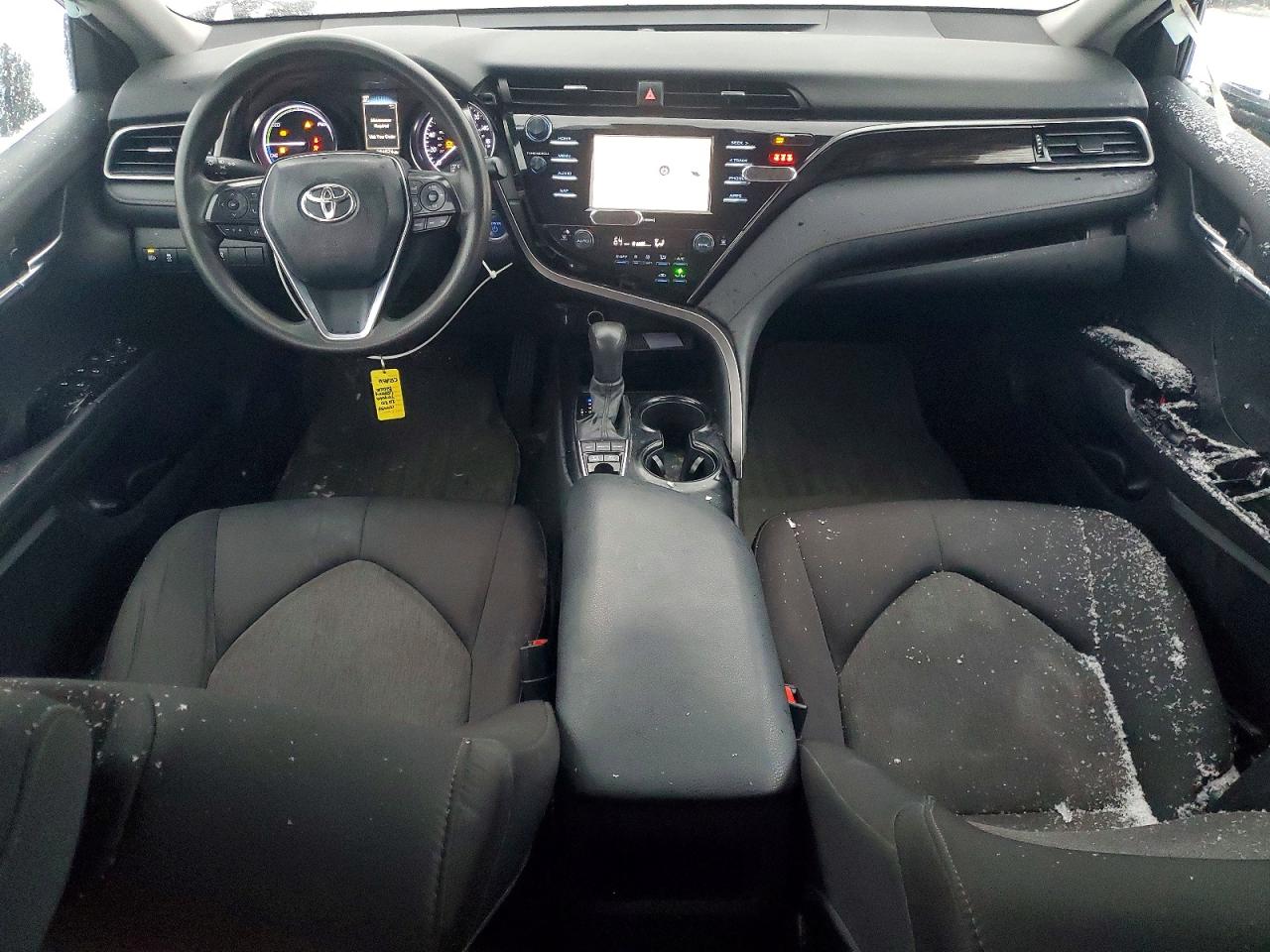 2020 TOYOTA CAMRY LE photo 8