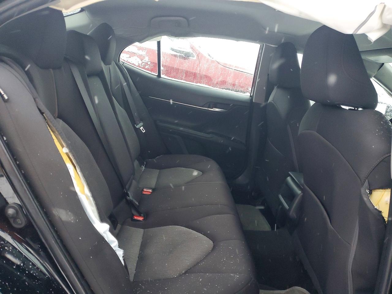 2020 TOYOTA CAMRY LE photo 10