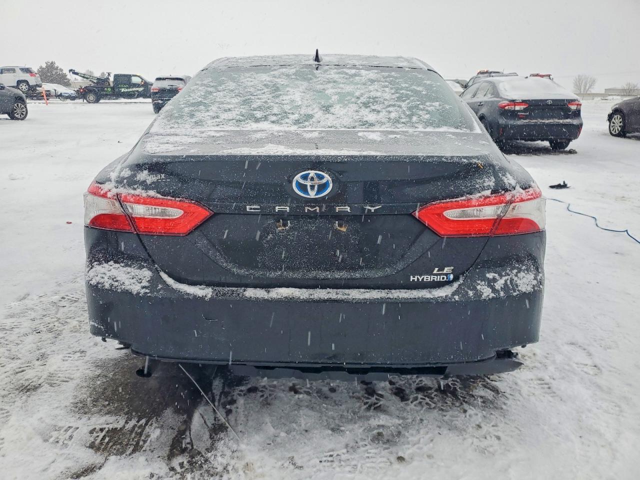 2020 TOYOTA CAMRY LE photo 6