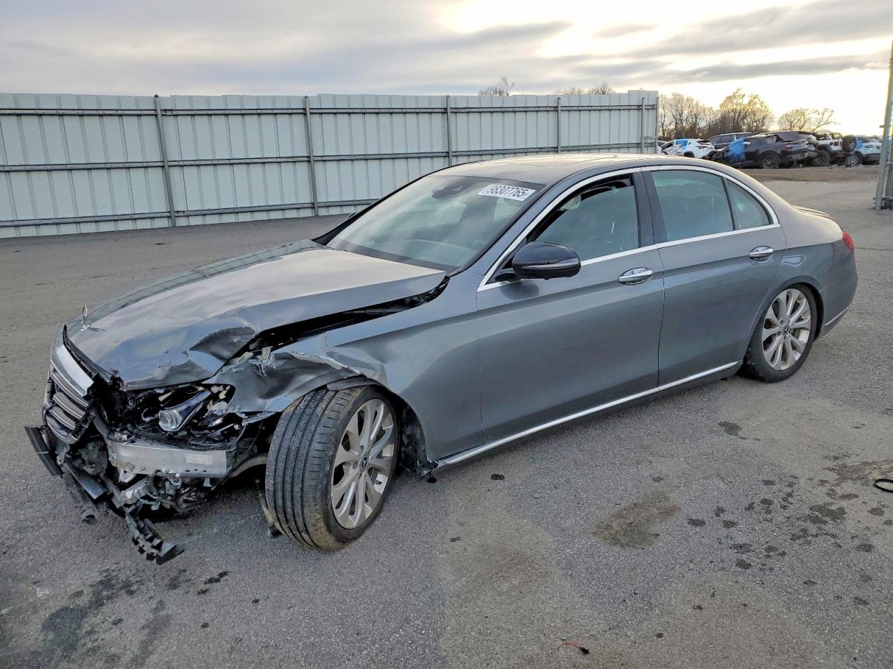 2017 MERCEDES-BENZ E