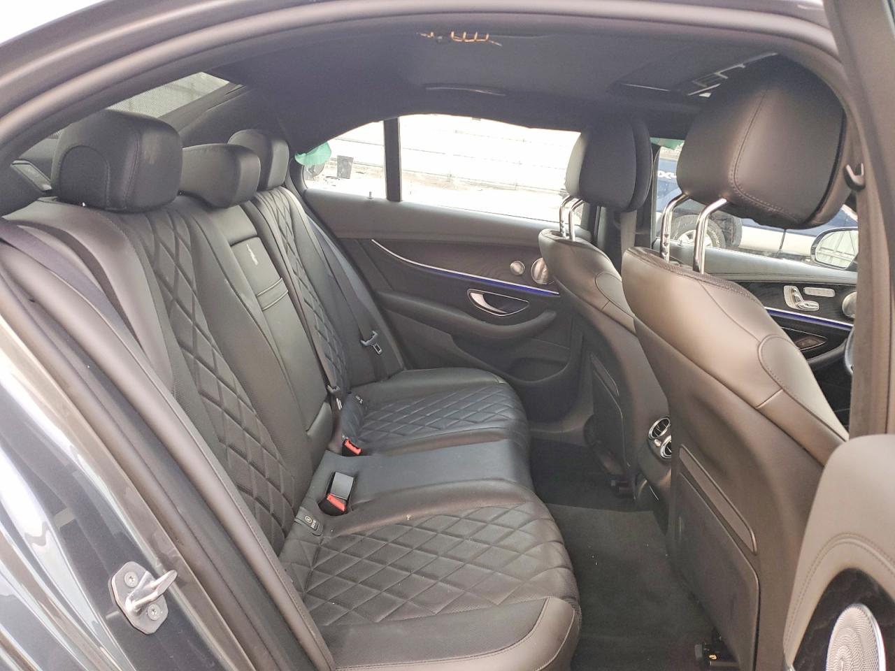 2017 MERCEDES-BENZ E 300 4MATIC photo 10