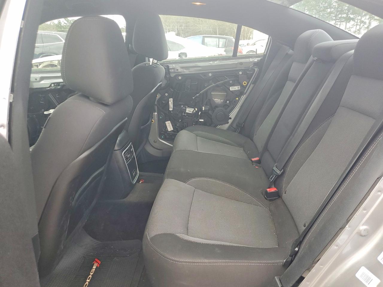 2015 DODGE CHARGER SE photo 10