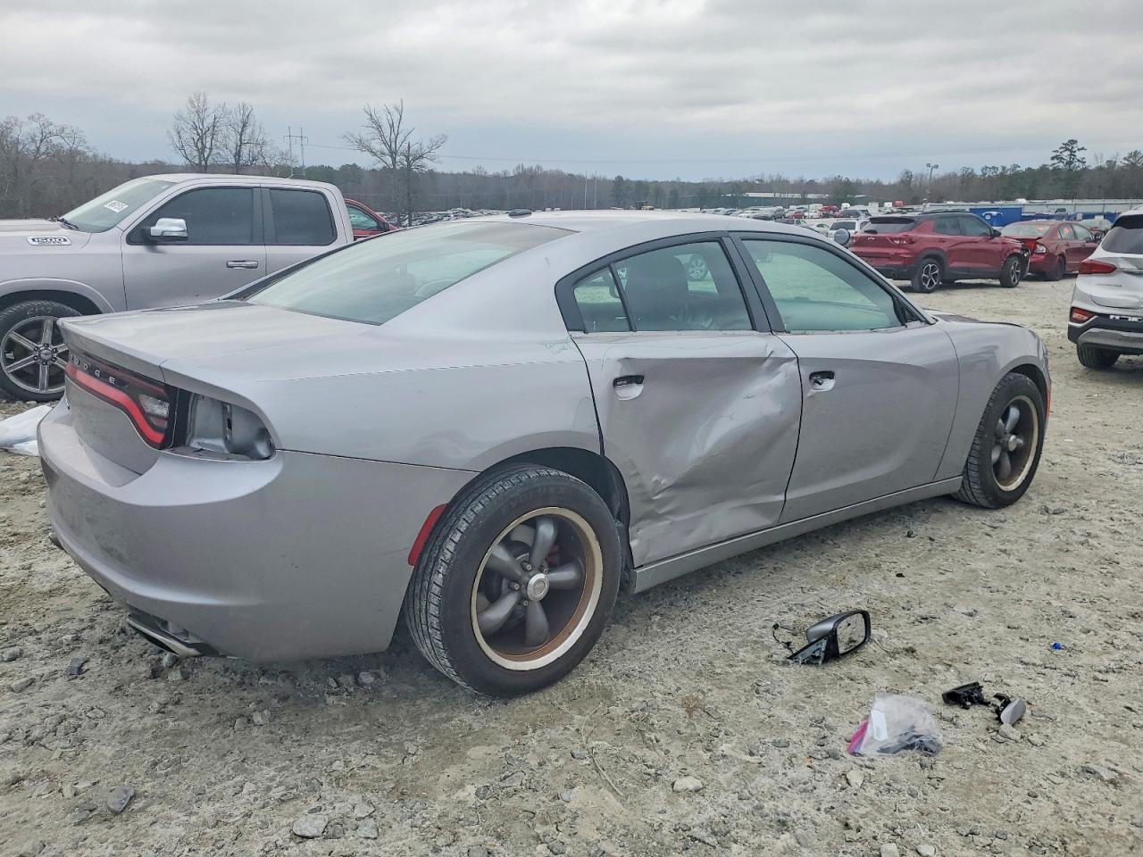 2015 DODGE CHARGER SE photo 3