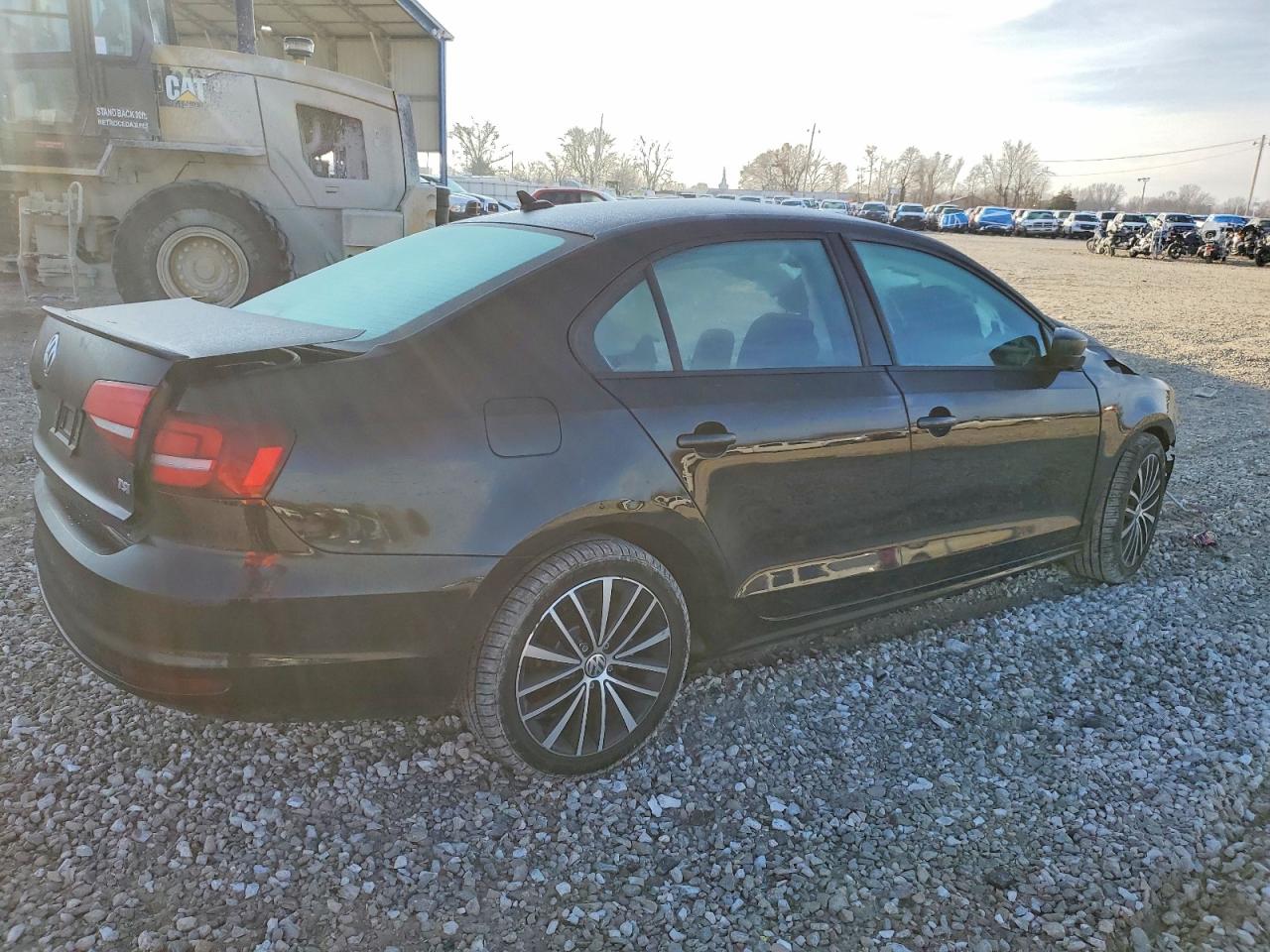 2017 VOLKSWAGEN JETTA SPORT photo 3