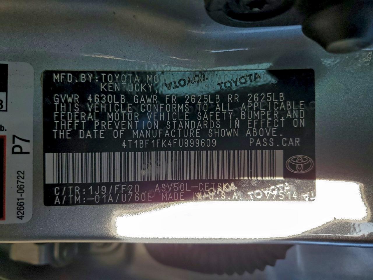 2015 TOYOTA CAMRY LE photo 13