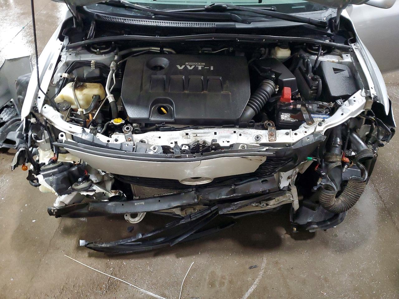 2010 TOYOTA COROLLA BASE photo 11