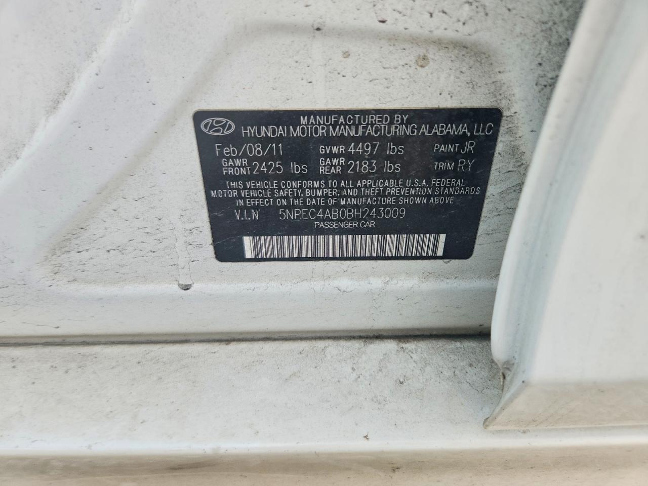 2011 HYUNDAI SONATA SE photo 13