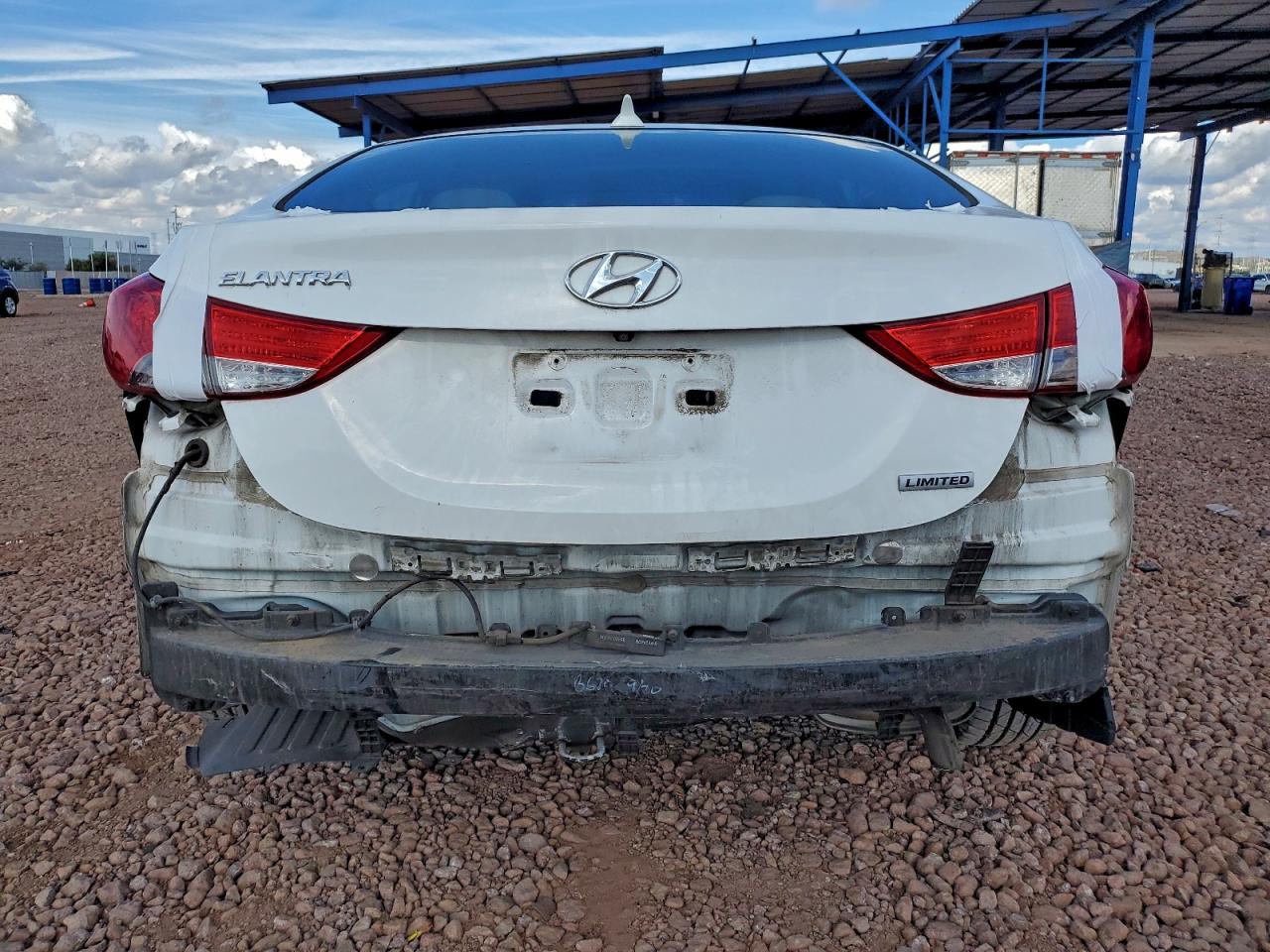 2013 HYUNDAI ELANTRA GLS photo 6