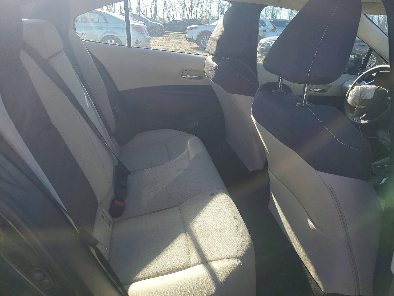 2020 TOYOTA COROLLA LE photo 10