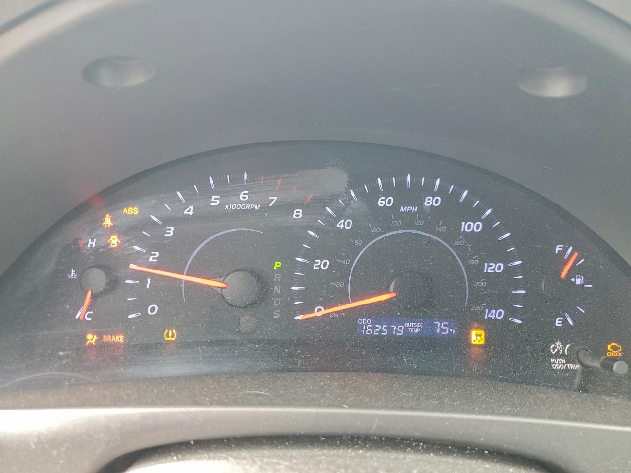2011 TOYOTA CAMRY BASE photo 9
