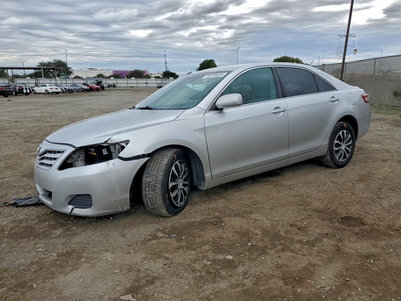2011 TOYOTA CAMRY
