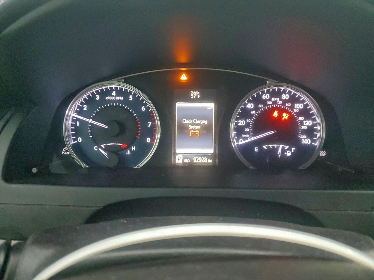 2016 TOYOTA CAMRY LE photo 9