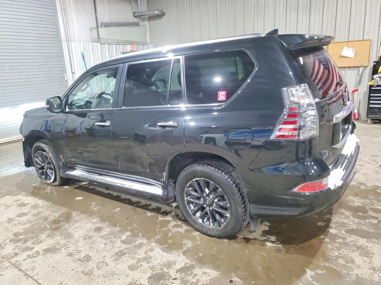 2023 LEXUS GX 460 photo 3