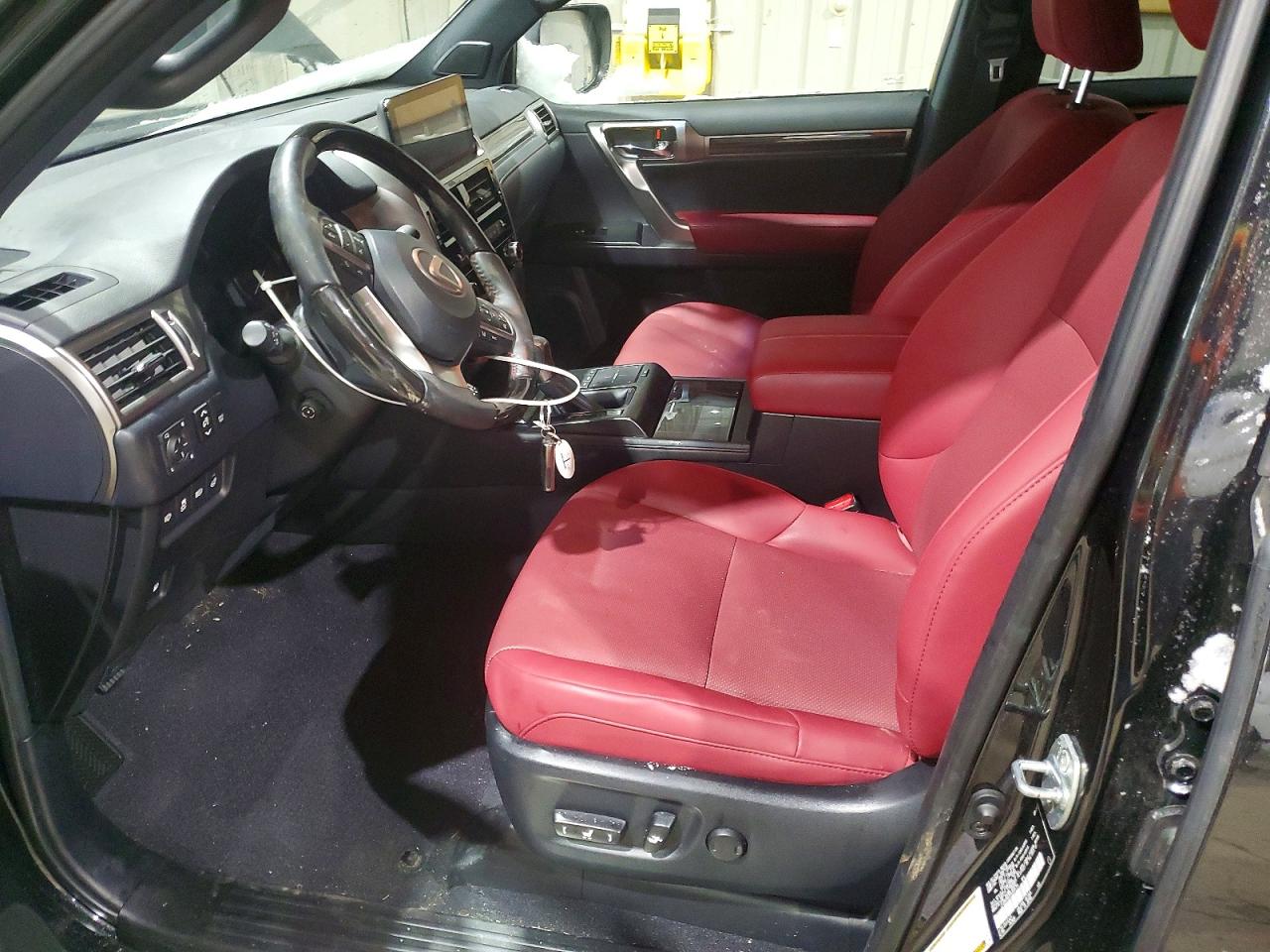 2023 LEXUS GX 460 photo 13